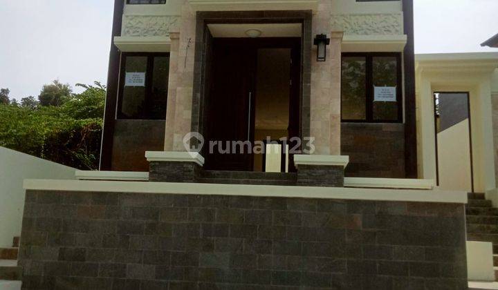 Di Jual Rumah Keren di Jln Singgalang Lippo Cikarang  1