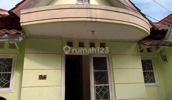 Di Jual Rumah Keren Nice di Meadow Green 1