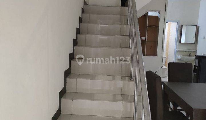 Di Jual rumah keren and nice full finiture lantai 2 siap huni  1