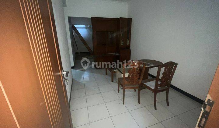  Cool and nice house for sale in Lippo Cikarang, ready to live in. Good  price 2