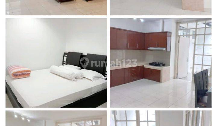 Cool and nice house for sale in Lippo Cikarang, ready to live in. Good price 1