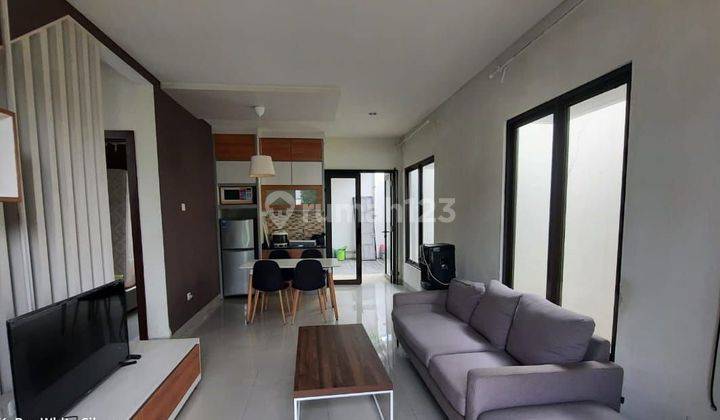 Cool and nice house for rent in Lippo Cikarang, ready to live in. Good price 2