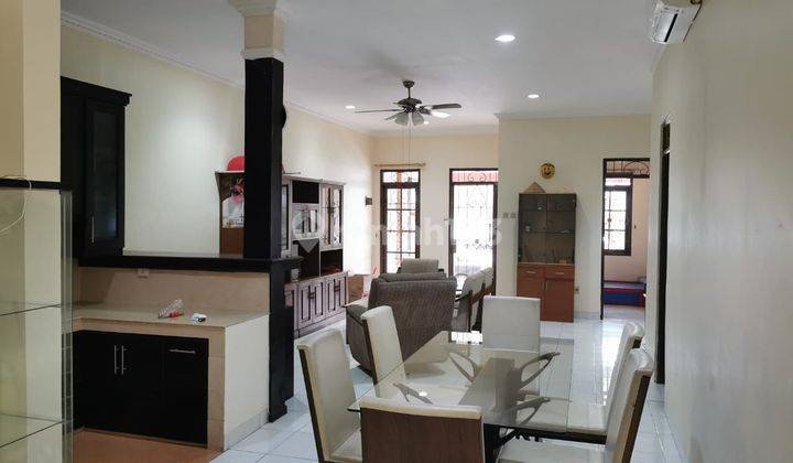 Cool and Nice House for Rent full ft in Lippo Cikarang Ready to Live in . Good prize 2