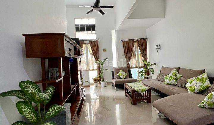 Cool and nice house for sale in Lippo Cikarang, ready to live in. Good price 2