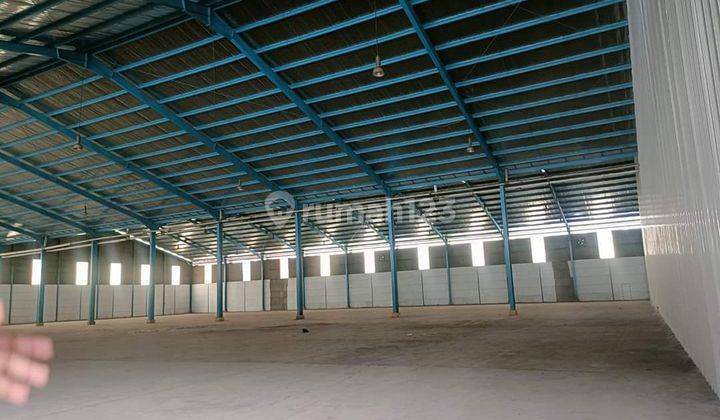 Cool and nice warehouse or factory in Lippo Cikarang in the Lippo Cikarang Industrial Area. 2