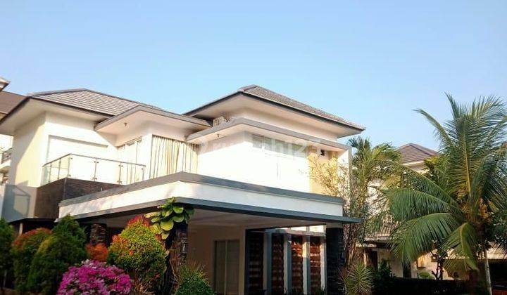 Cool and nice house to rent in Lippo Cikarang, ready to move in and completely renovated. 1