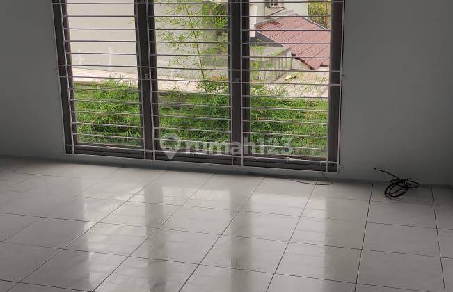 Cool, luxury and nice house for rent in the Lippo Ciakrang housing cluster, 2 floors 2