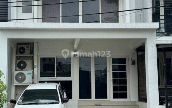 Cool, Luxurious, Nice house for rent.. Ready to move in in the Lippo Cikarang area.. 1