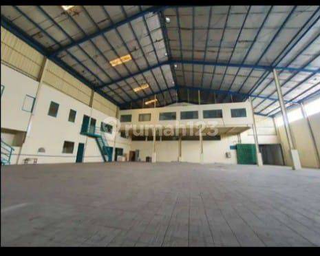 Cool, Luxurious and Nice Factory Warehouse in Lippo Cikarang Area.. Can  to use 2