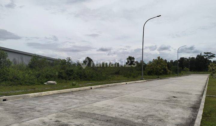 .Cool, Luxurious and Nice Land for Sale in DS8 Lippo Cikarang can be directly used to build a warehouse or factory in an industrial area. 2