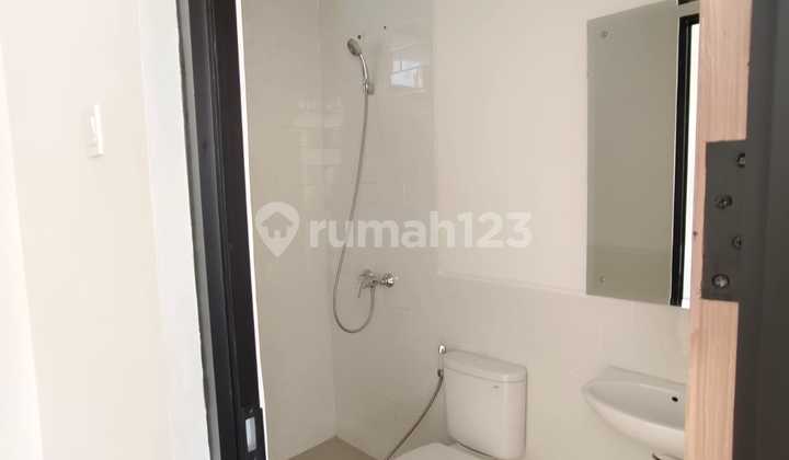 Beautiful View, Cool Luxury, and Nice 2