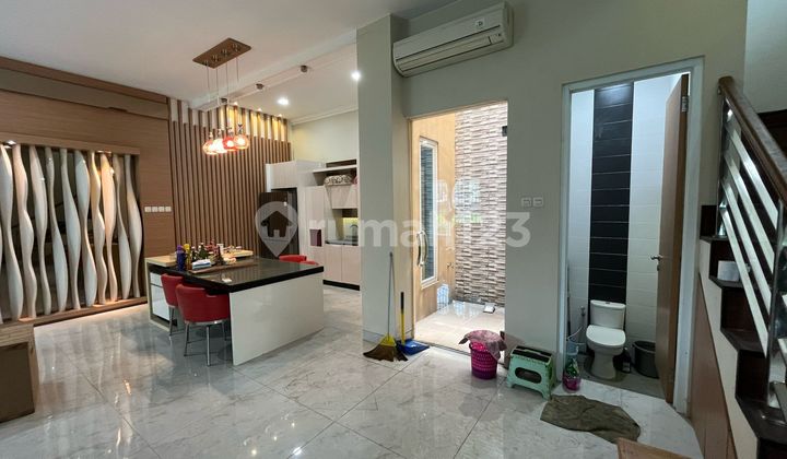 Beautiful View Luxurious Cool House, Ready to Occupy in Lippo Cikarang, SHM 2