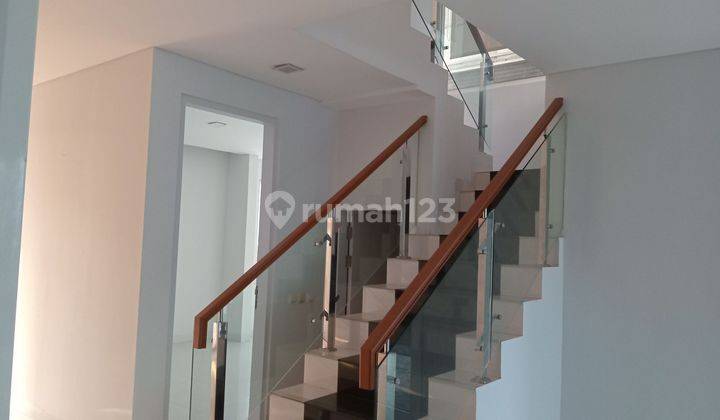 Luxurious, Cool And Nice House In Lippo , Nice House, Ready To Be Lived In Immediately. 2