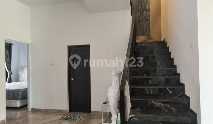 Beautiful View, Swimming Pool, 5 Luxury Rooms