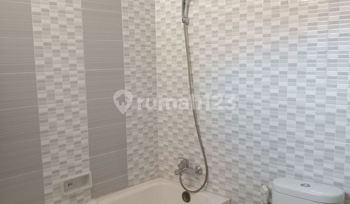 Beautiful View Lux In Lippo Cikarang Rumah 2