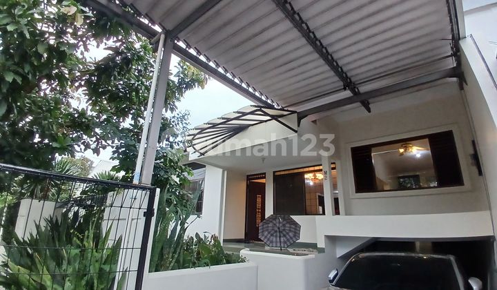 Rumah kompleks  gaya jepang terawat  dekat ke gd Antam &  pintu tol  TB smatupang. Bagus 1
