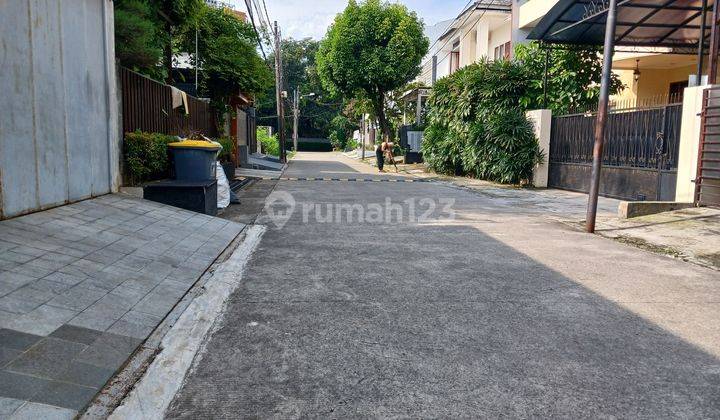 Rumah Cantik Bersih  terawat #duren tiga .100 meter ke jalan raya 1