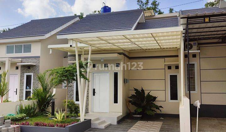 Rumah Modern Minimalis Dalam Perumahan Dekat Kampus Mercubuana Sedayu 2