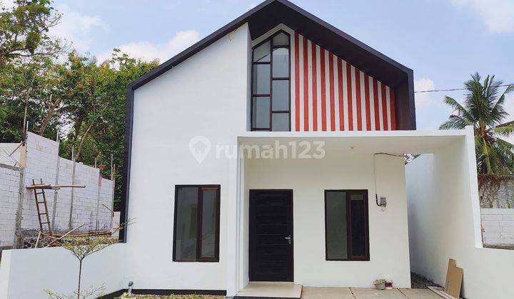 Rumah Baru Tipe Scandinavian Minimalis Modern Dekat Umy
