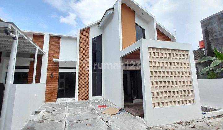 Rumah Konsep Scandinavian di Sleman Selangkah Ke Jogja Bay 1