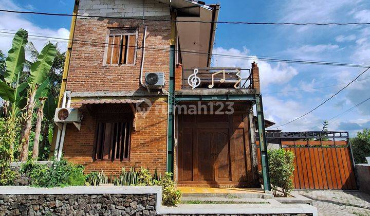 Rumah Industrial Dengan Balutan Klasik Cantik Di Jogja 1