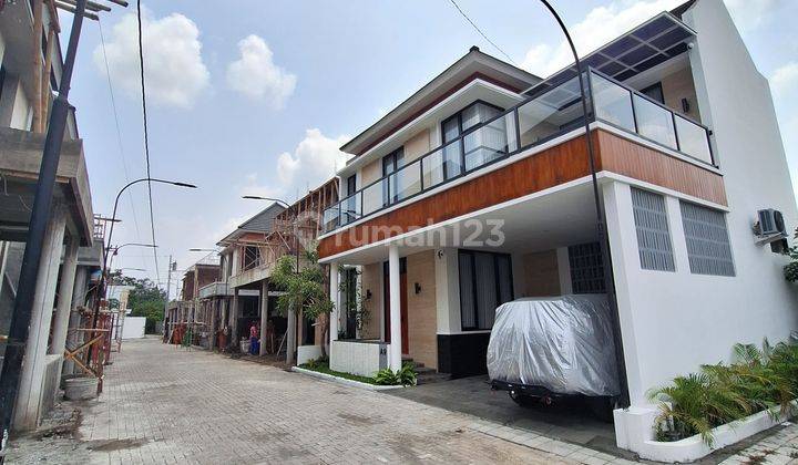 Yuk Mumpung Harga Belum Meroket Rumah 2 Lantai Maguwo 2