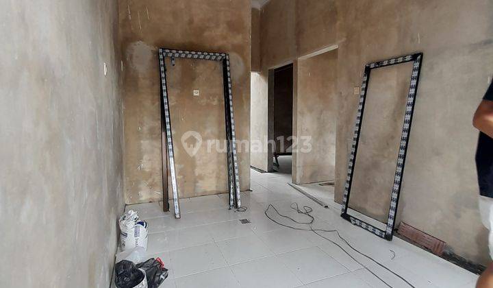 Rumah Baru Minimalis Dekat Pasar Klewer Indomaret Manisrenggo 8