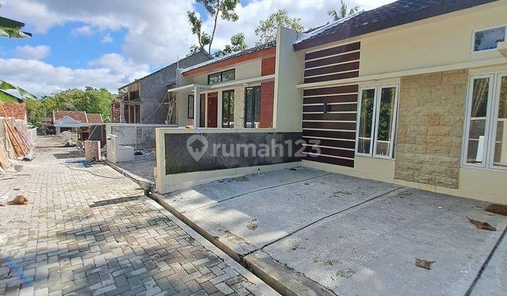 Rumah Baru Minimalis Modern Dekat Kampus Umy 2