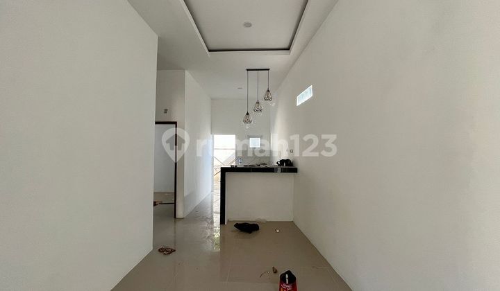 Rumah Baru Minimalis Modern Dekat Pasar Cebongan 6