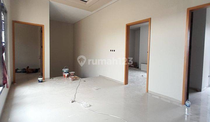 Rumah 2 Lantai Baru Konsep Eelgan Modern Dekat  3