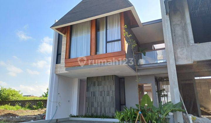 Rumah Modern Tropikal Dalam Ringroad Jogja Lokasi Istimewa 1