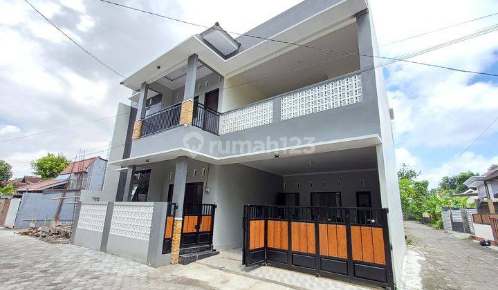 Rumah Dua Lantai Dengan Harga Miring Di Maguwo Jogja 2