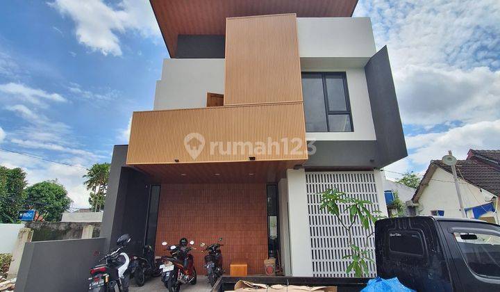 Rumah Cluster Dua Lantai Yang Harga Terbaik Gak Bikin Sesak Dada 1