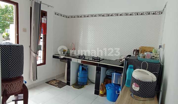 Disewakan Rumah Bagus Minimalis Dekat Pasar Deli, Klaten 9
