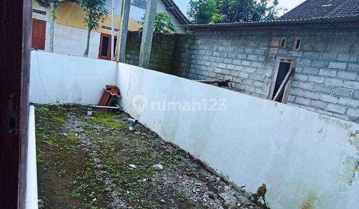 Disewakan Rumah Bagus Minimalis Dekat Pasar Deli, Klaten 10