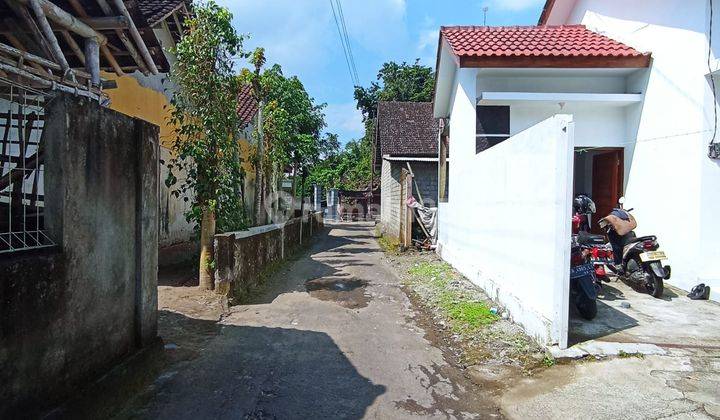 Disewakan Rumah Bagus Minimalis Dekat Pasar Deli, Klaten 11