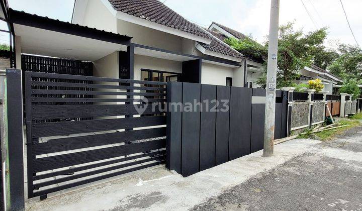 Rumah Minimalis Modern Siap Huni di Sleman Dekat Pasar Jangkang 1