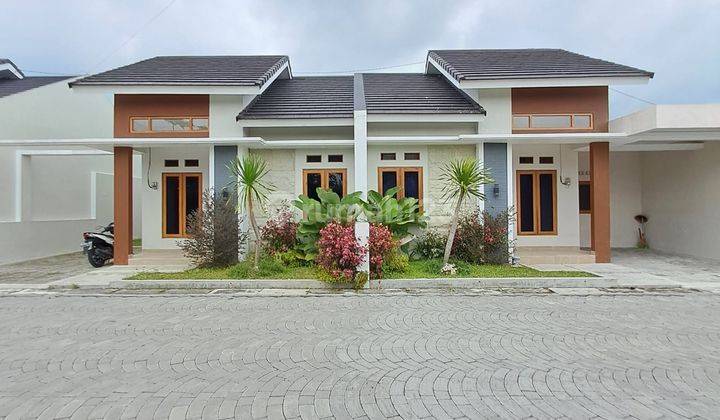 Rumah Cantik Modern Minimalis Dalam Perumahan di Kalasan, Sleman 2