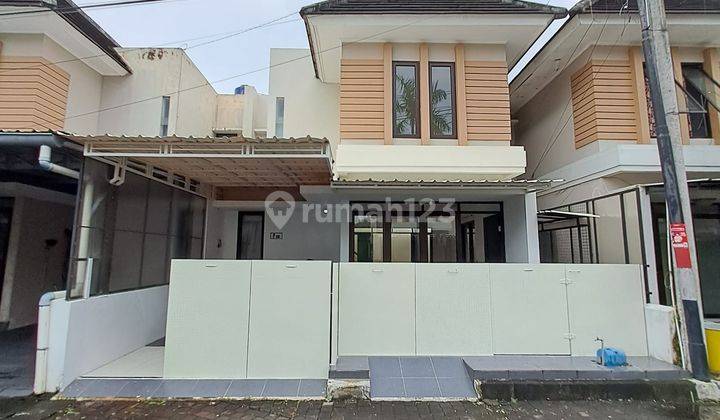 Rumah Mewah Siap Huni 2 Lantai Sonosewu Dekat Kadipiro Jogja 2