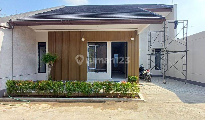 Rumah Konsep Rustic Modern Minimalis di Kalasan, Sleman 2