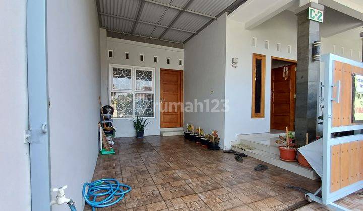 Rumah Cantik Minimalis Modern Siap Huni di Maguwoharjo Murah 2