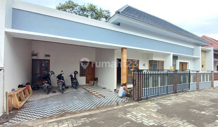 Rumah Baru Minimalis Modern di Ngaglik Dekat Kampus Uii 1