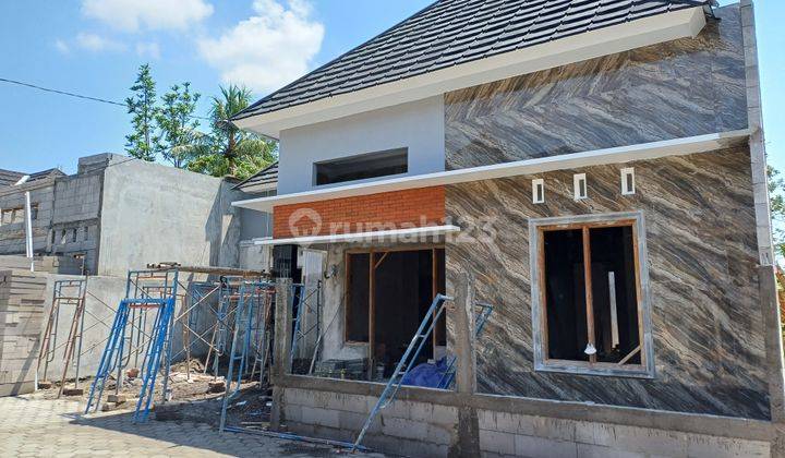 Rumah Baru Modern Dalam Cluster di Wedomartani Dekat Jogja Bay 2