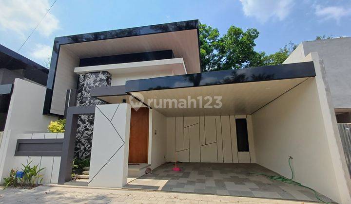 Rumah Cantik Bonus Kitchen Set di Ngempak Dekat Jogja Bay  2