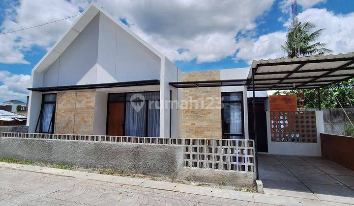 Rumah Konsep Scandinavian Dalam Perumahan di Wedomartani, Sleman 1