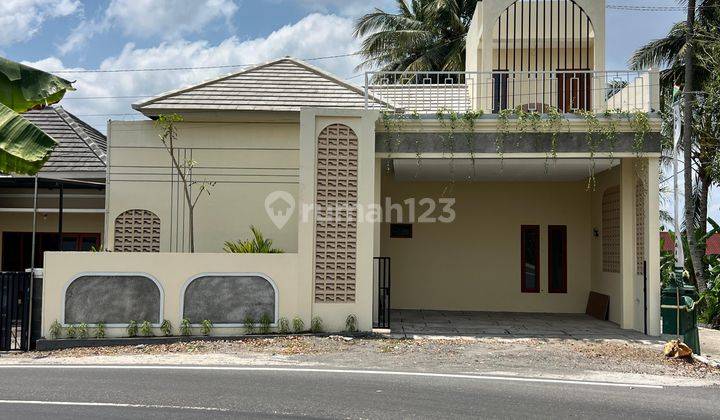 Rumah Modern Tropis Siap Huni Pinggir Jalan Selangkah Ke Uii 1