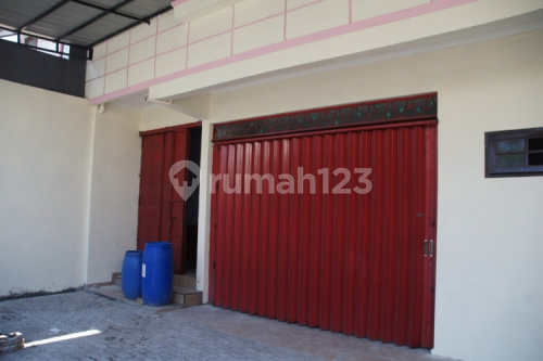 Two-Story Shop House for Rent in the Supriyadi Area, Pedurungan A3330 1