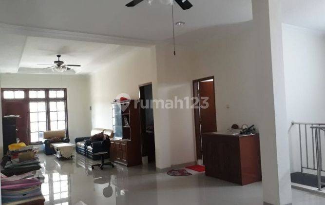 Dijual Rumah 2 Lantai di Semarang Timur  2