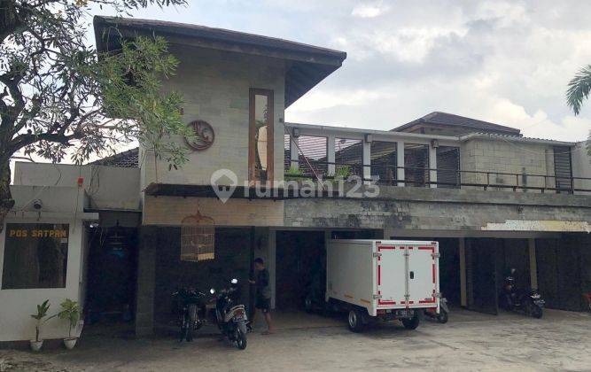 Dijual Rumah Mewah 3 Lantai di Daerah Gajahmungkur 1