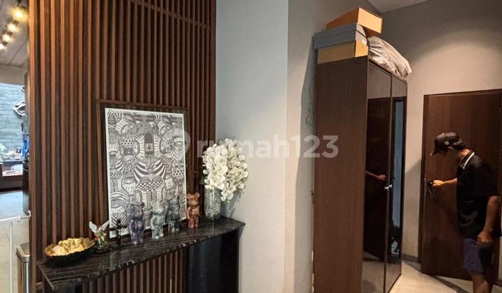 DIJUAL Rumah Modern Sutera Palmyra Alam Sutera Luas 10 x 20 2